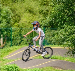 Pumptrack Base de loisirs Etampes