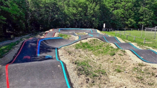 Pumptrack Jouet-sur-L'Aubois