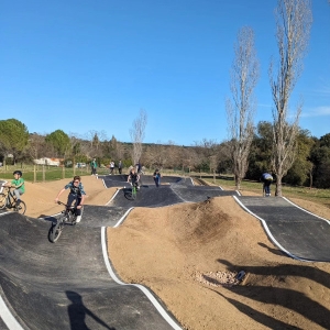 Pumptrack Claret