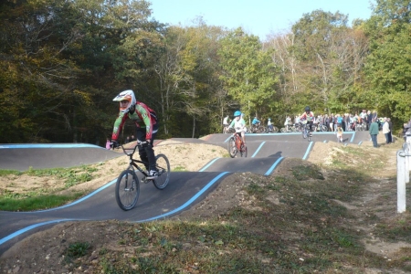 Pumptrack Jouet-sur-L'Aubois