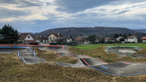 Pumptrack L'Isle sur le Doubs