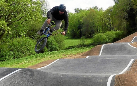 Pumptrack Locmaria Grand Champ