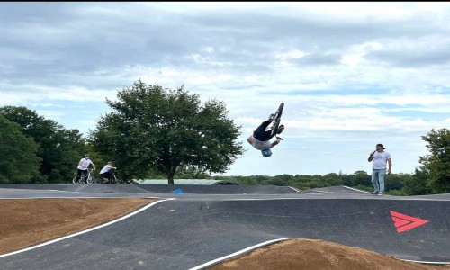 Pumptrack Verneuil sur Vienne