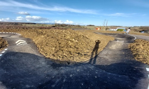 Pumptrack Méroux-Moval