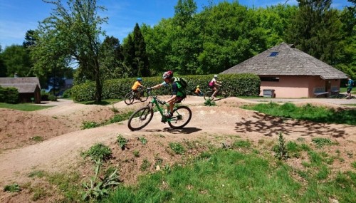 Espace ludique Pumptrack Lac des Settons