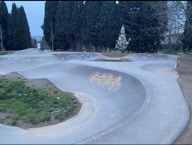 Pumptrack Montpellier, parc Montcalm 
