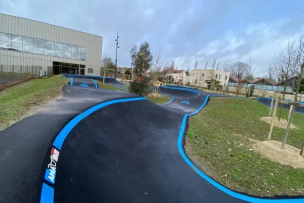 Pumptrack  Le Mesnil-Amelot 