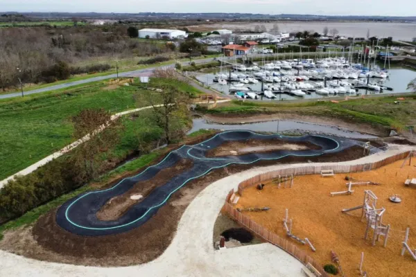 Pumptrack Meschers sur Gironde